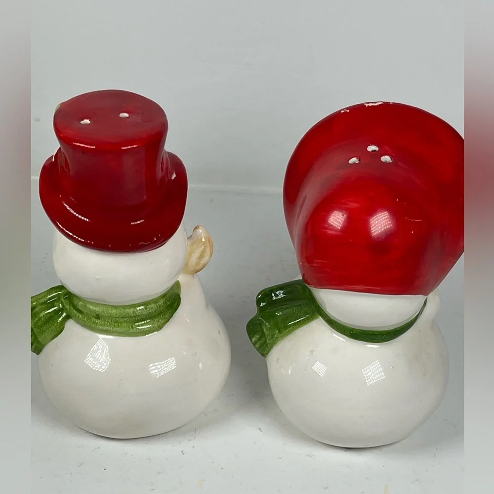 Lefton Vintage RARE/HTF snowman‎ and woman salt & pepper shaker pair MCM ceramic
